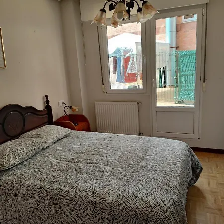 Apartment Cuatrocaminos *