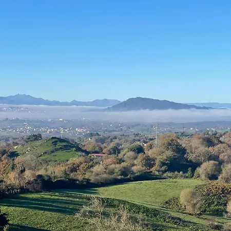 Cuatrocaminos Apartment