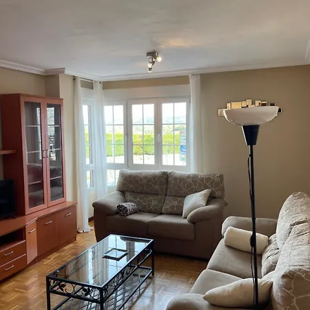 Cuatrocaminos Apartment