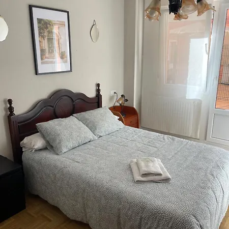 Cuatrocaminos Apartment El Berron